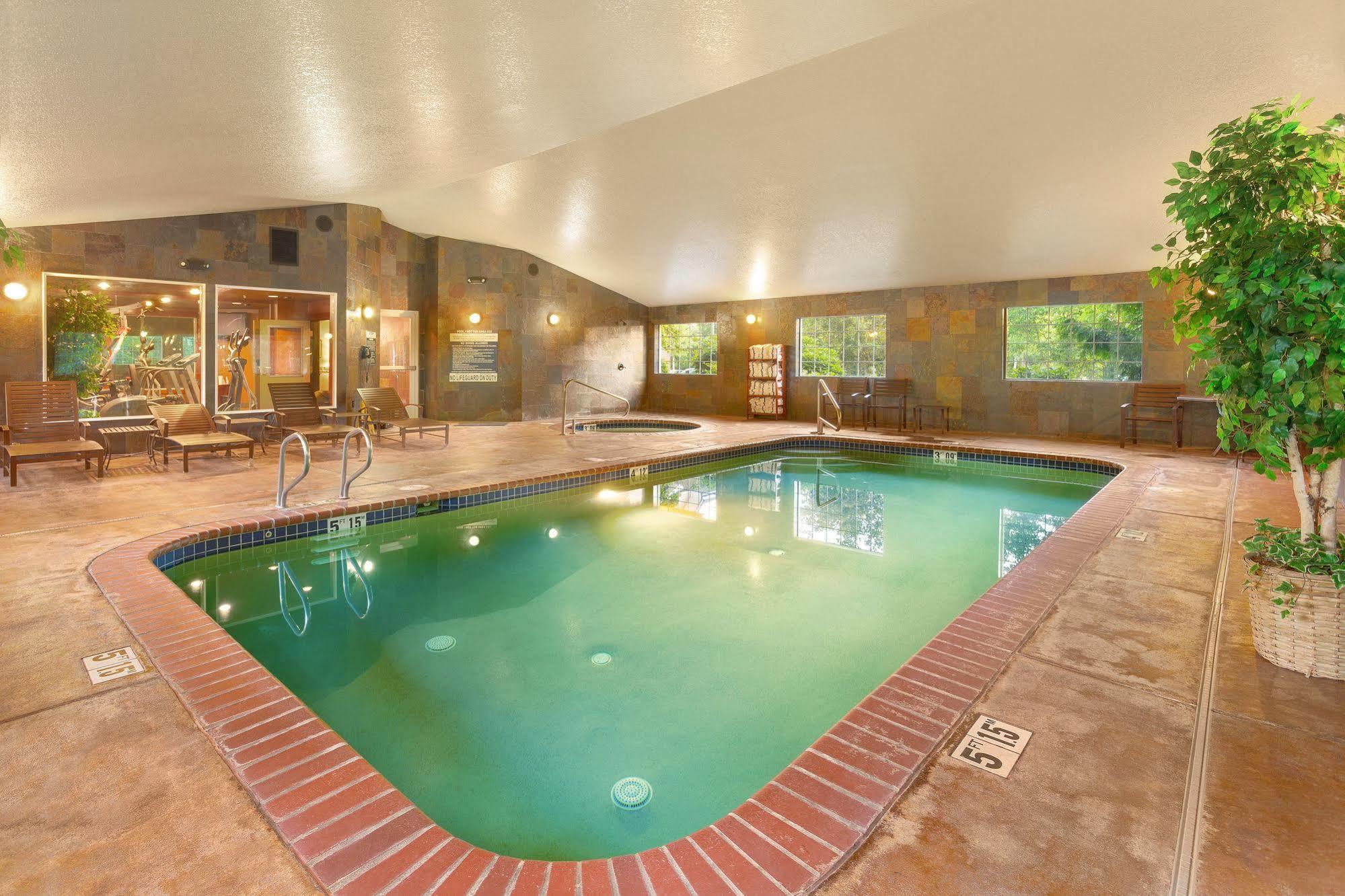 Comfort Inn&Suites Tualatin - Lake Oswego South Zewnętrze zdjęcie